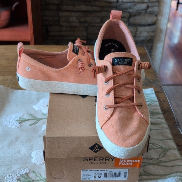 Sperry Coral Canvas Sneakers - Picture 3 of 5